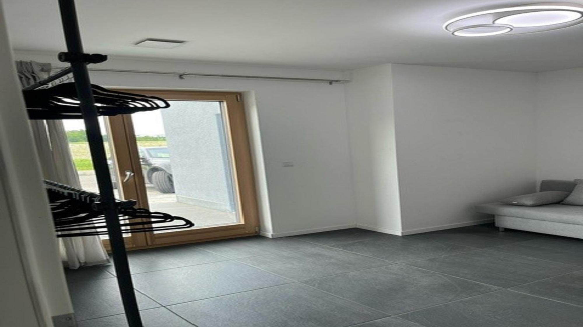 Moderne Ferienwohnung Sonnenbuehl ซิงเงน ภายนอก รูปภาพ